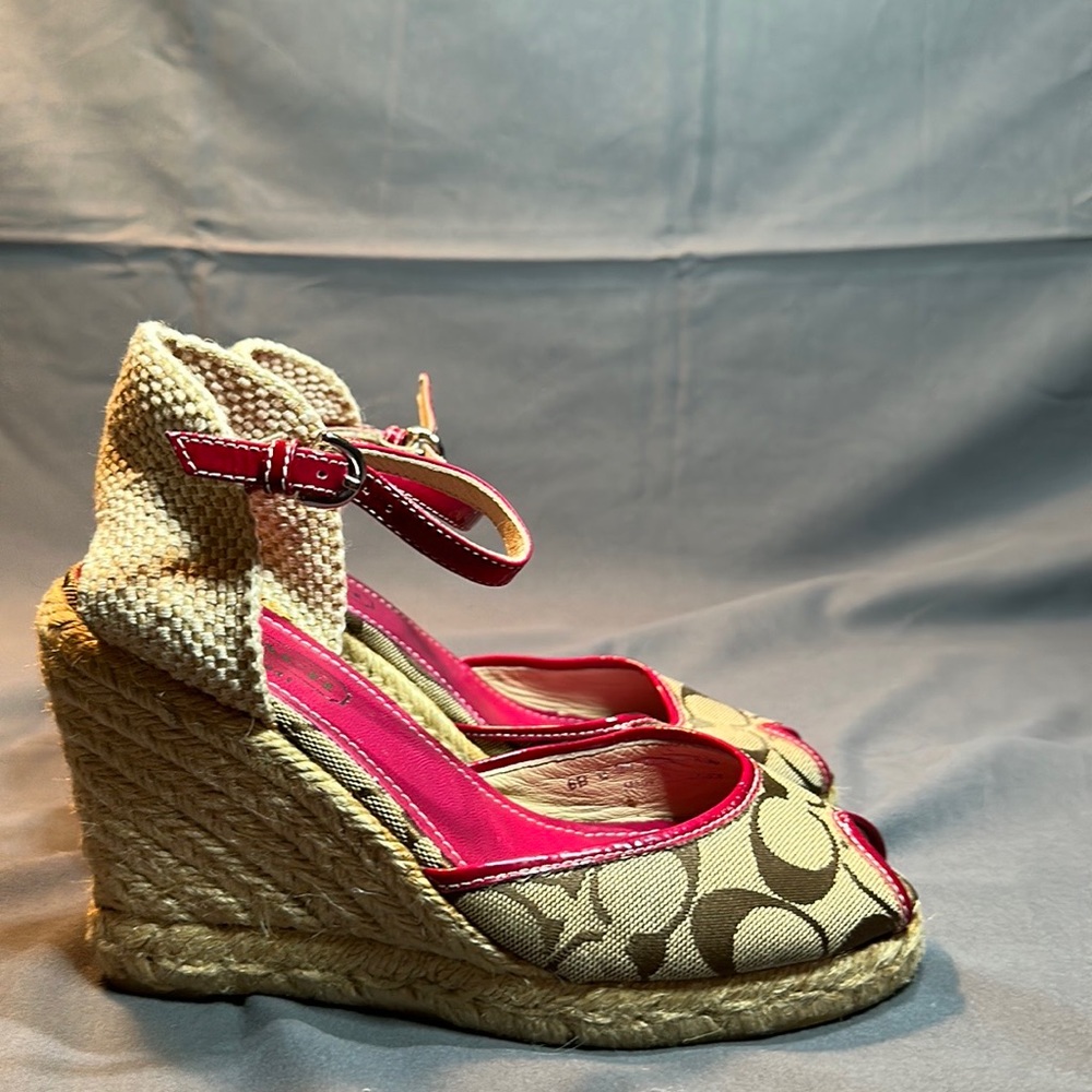 Coach Kimmy 4” Wedges. Magenta & Tweed sz 6B